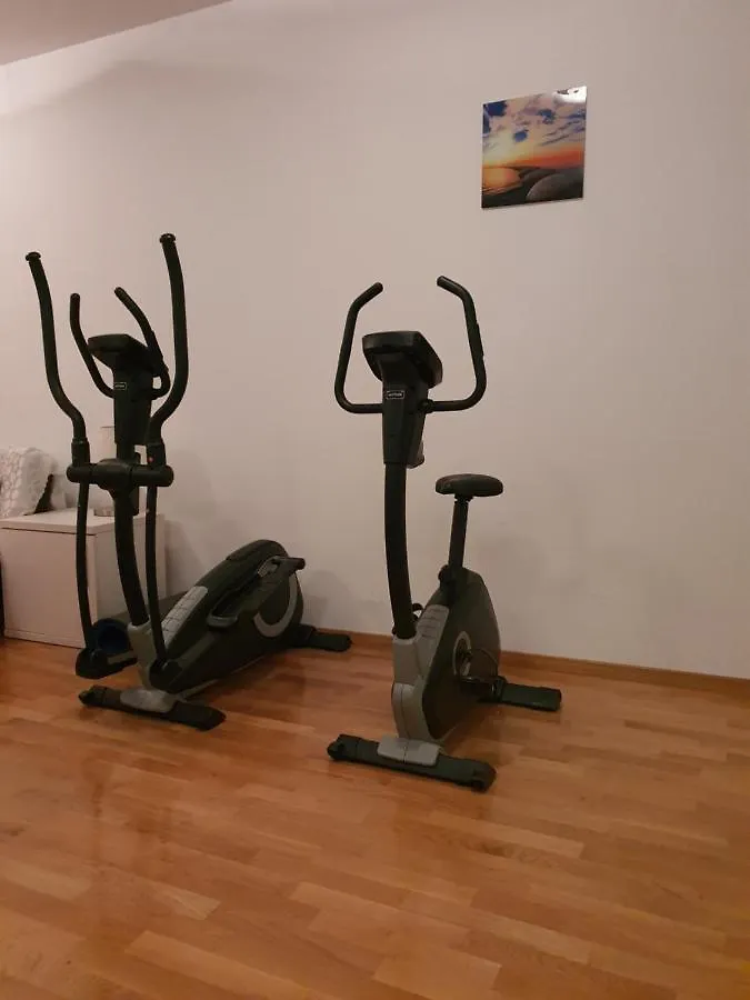 Adela Apartments - Beach Znjan Сплит