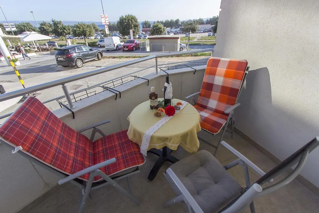 Adela Apartments - Beach Znjan ספליט קרואטיה