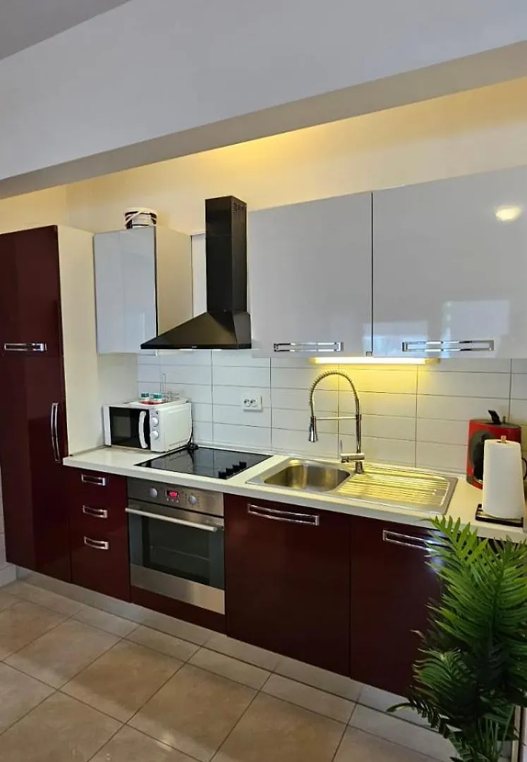 Adela Apartments - Beach Znjan Сплит 0*,  Хорватия