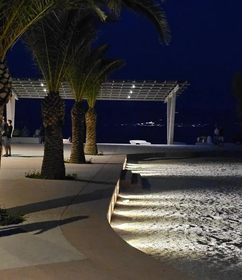 Adela Apartments - Beach Znjan ספליט 0*,  קרואטיה